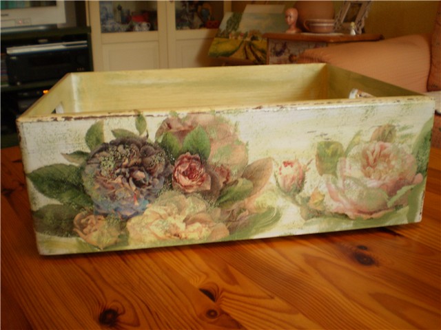 shabby box